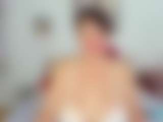 Live cam show with ladyred8 - Interactivetoy Granny on googirlz