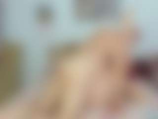 Live cam show with ladyred8 - Interactivetoy Granny on Camming Site