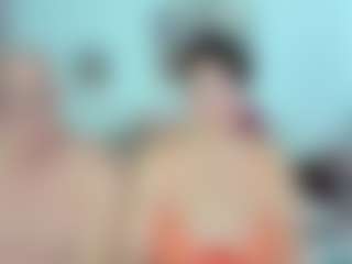 ladyred8's Live Sex Cam Show