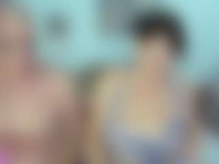 ladyred8's Live Sex Cam Show