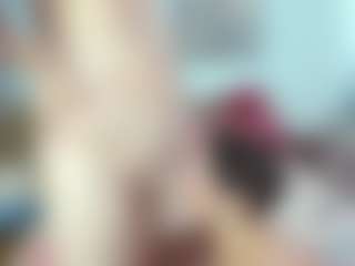 ladyred8s Live-Sex-Cam-Show
