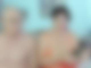 ladyred8's Live Sex Cam Show