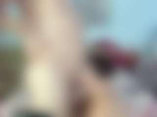 Live cam show with ladyred8 - Shaved Pussy on Camsoda