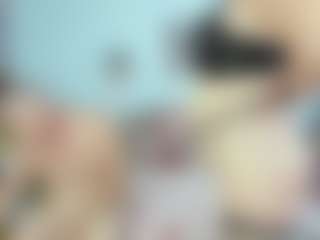 ladyred8's Live Sex Cam Show