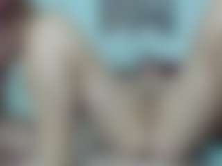 Live cam show with ladyred8 - Dildo Or Vibrator on EXY