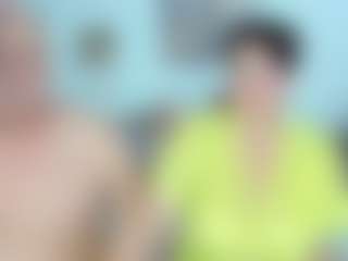 ladyred8's Live Sex Cam Show