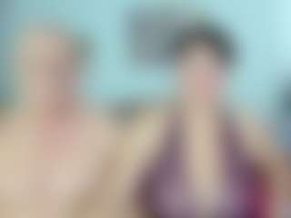 ladyred8's Live Sex Cam Show