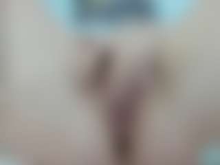 Live cam show with ladyred8 - Mature on Soda Cam
