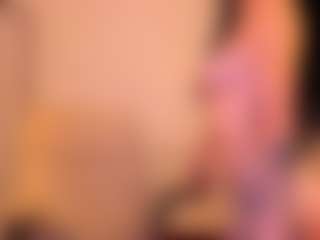Live cam show with Almendra - Bikini on Mixed Magazine Live
