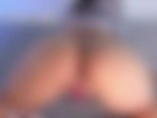 Ineed-mydaddy's Live Sex Cam Show
