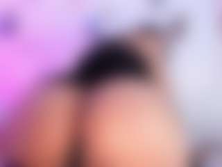 Live cam show with Ineed-mydaddy - College Latina on Camsoda