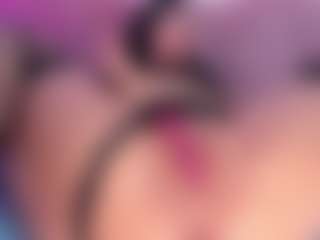 Ineed-mydaddy's Live Sex Cam Show