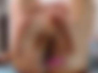 ebony-mommy's Live Sex Cam Show