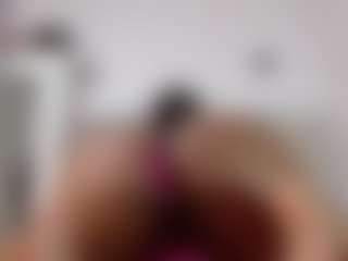 ebony-mommy's Live Sex Cam Show