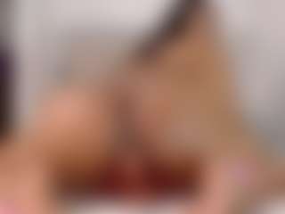 ebony-mommy's Live Sex Cam Show