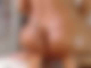 Live cam show with ebony-mommy - Grandes Tetas on Dare Cams