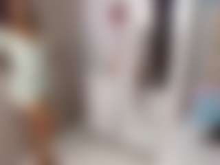 Live cam show with ebony-mommy - Black BBW on pussylord.com