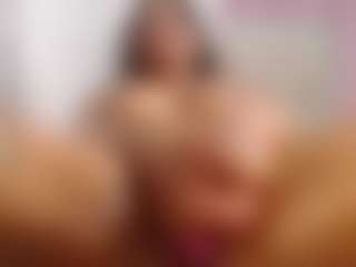 ebony-mommy's Live Sex Cam Show