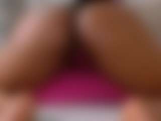 ebony-mommy's Live Sex Cam Show