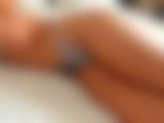 nicolegiulia MILF webcam performer live streaming