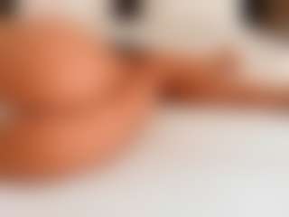 Live cam show with nicolegiulia - Bedroom on Camsoda
