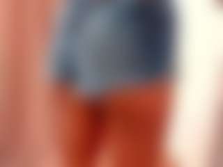 nicolegiulia MILF webcam performer live streaming