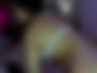 Live cam show with DANA - Tease Brown Hair on Camsoda
