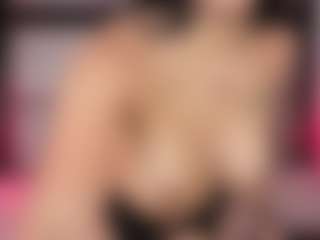 Live cam show with KENDAL - Wet on Cam Slut