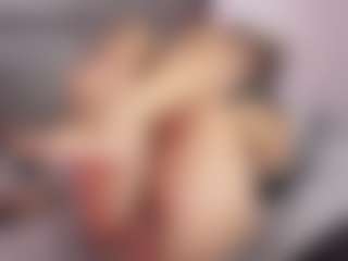 Live cam show with KENDAL - Creamy on SmokeAndPoke