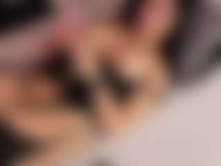 Live cam show with KENDAL - Petite on Strip Flash - Live Sex Shows