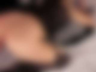 Live cam show with KENDAL - Latina Petite on Streamer API | colombia