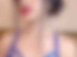 Live cam show with samantha eilish - Shaved Pussy on Camsoda