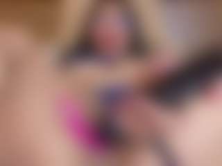 Live cam show with samantha eilish - Flashing on Camiplay Live