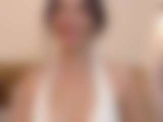 Live cam show with samantha eilish - Milk on Camsoda