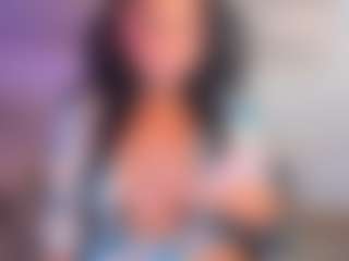 Live cam show with ZOE - Curvy on boobsie.com
