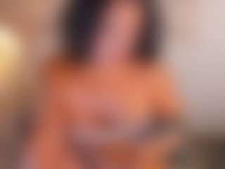 Live cam show with ZOE - Petite on TeamSkeetLive