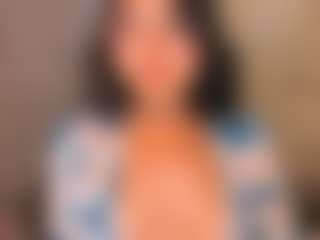Live cam show with ZOE - BBW Teen (18+) on Camming Site