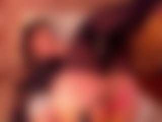 Live cam show with DAPHNE - Sexwebcam Lovense on Gym Cam Girls