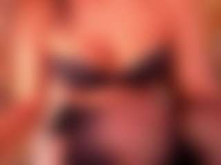 Live cam show with DAPHNE - Lovense on CamwithHer