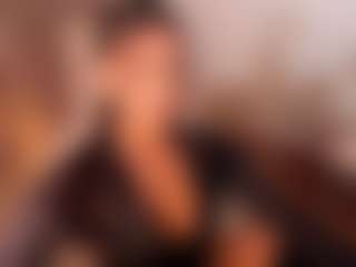 Live cam show with DAPHNE - Pornstar Skinny on Streamer API