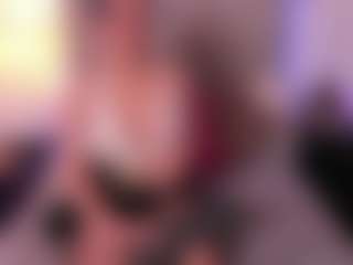 Live cam show with nicol - Blonde Hair on https://playwithruby.com