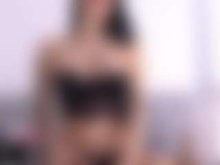 Live cam show with Thayra - Big Tits on Camsoda