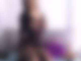 Thayra's Live Sex Cam Show