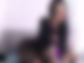 Thayra's Live Sex Cam Show