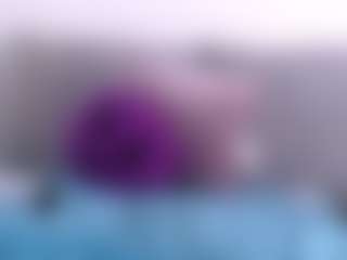 Thayra's Live Sex Cam Show