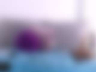 Live cam show with Thayra - Latina on livesexfox.com | colombia