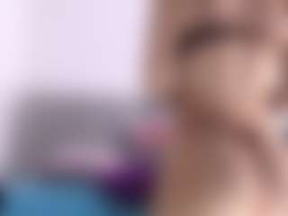 Live cam show with Thayra - Anal on Camsoda