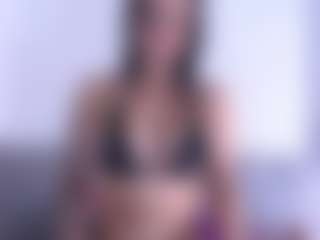 Thayra's Live Sex Cam Show