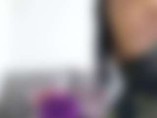 Thayra's Live Sex Cam Show