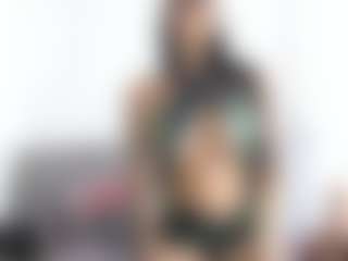 Thayra's Live Sex Cam Show